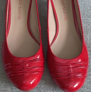 Franco Sarto Red Patent Leather Kitten heel Pumps size 8M.